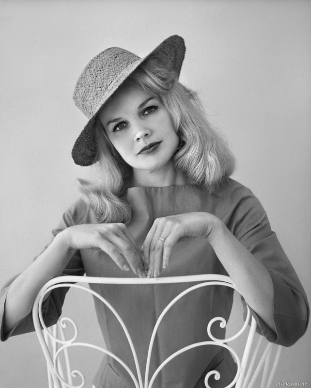 carroll_baker_b40