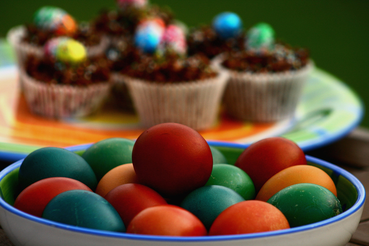 multi-coloured-eggs.jpg