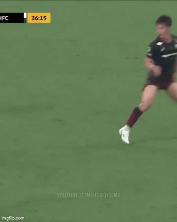 8yq2f9.gif