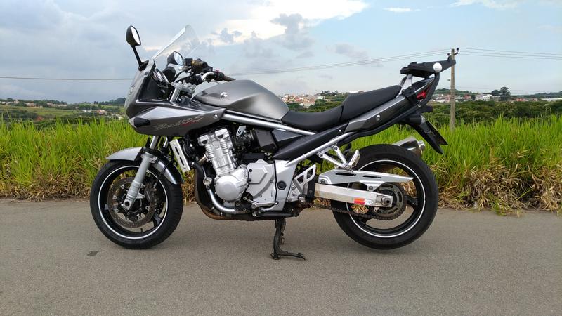 Vendo Suzuki Bandit 1250 S Prata 2009 - R$ 18.500,00 P-20171216-170647-v-HDR-Auto