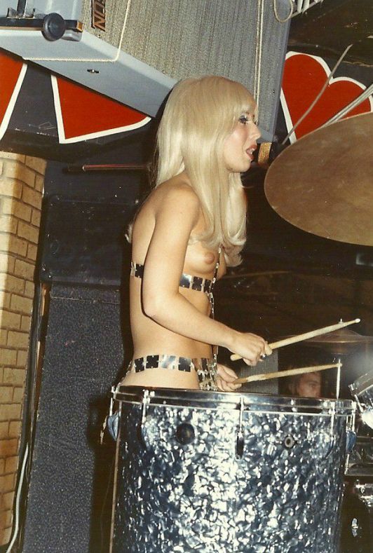 8262467ec5478e3ad3838b3580e43417