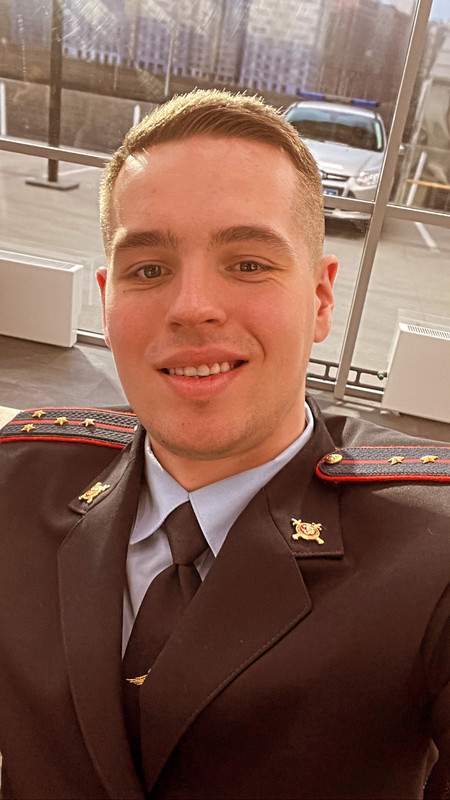 BC2113B7-6ACE-4E25-A8C0-FE8F6FF0BFA3