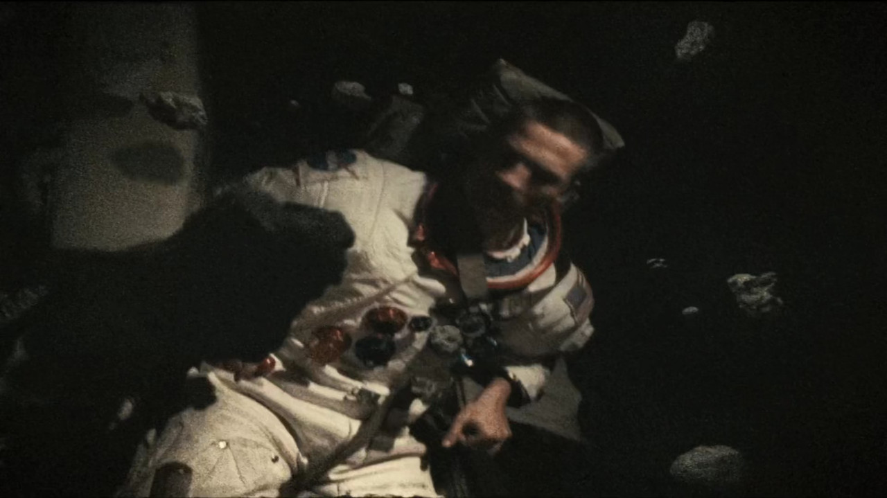 APOLLO 18 mkv snapshot 01 13 53 883