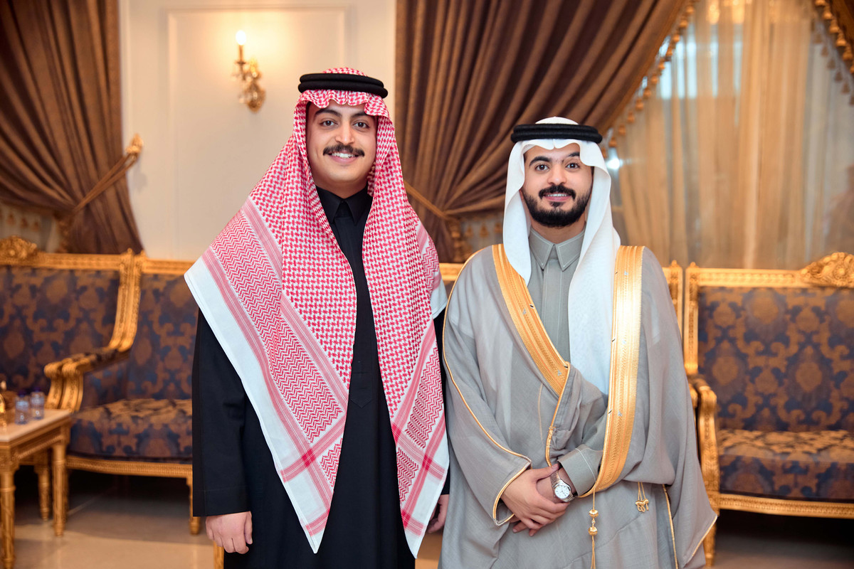 freelancers-BN6-A6420