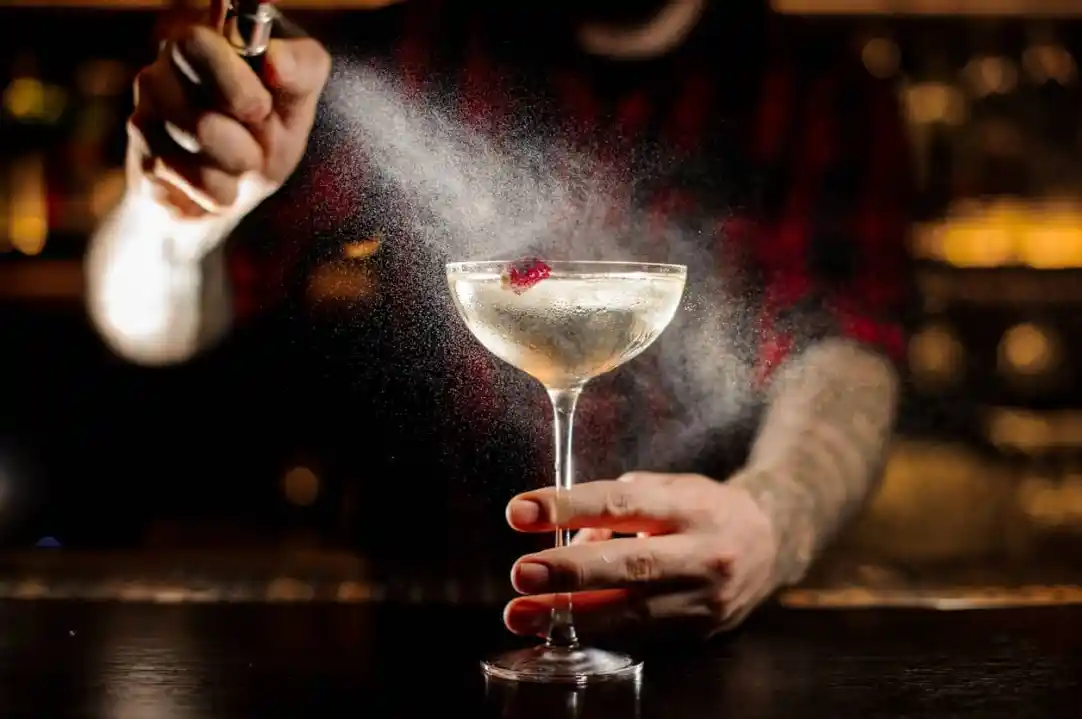 6 Must-Try Bar Mixes from the 90s