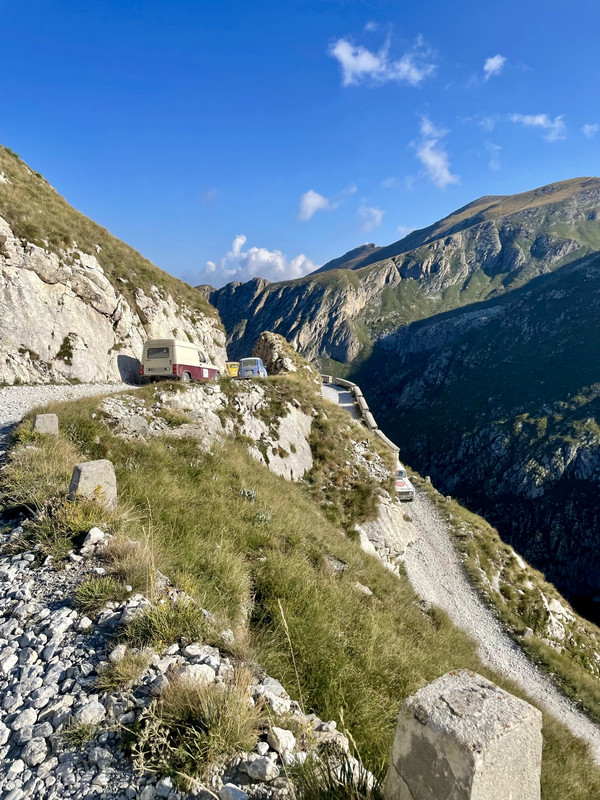 738ABB7B-9631-454A-87DF-931A4C8D554F