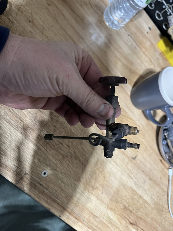 7FA6AB90-8548-4149-BDE3-34821738CB69