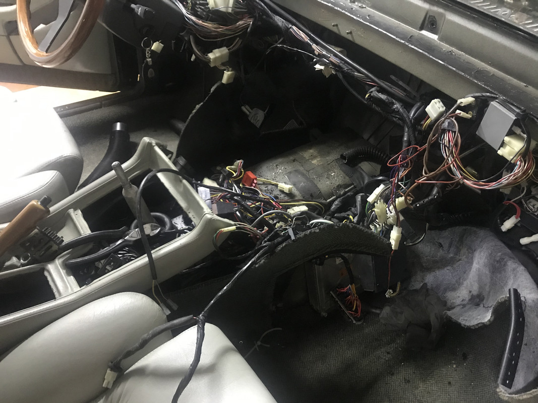 D8986022-C0FB-4933-AC47-54DFB1FAD109