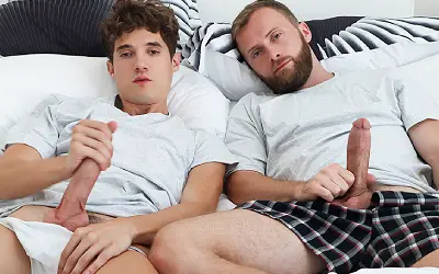 Andy Adler & Peter Pean – No Beaches, No Pools, Your Stepdad’s Ass is Your Vacation: Please Cum Back 4K