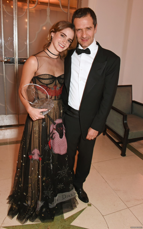 emmawatson-updates.com (16)