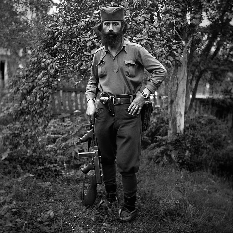 nano-banana-2025-09-24T17-43-03 (2)-EDIT (2)