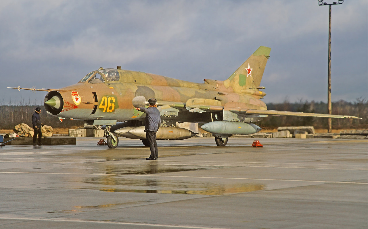 20 GvAPIB Su-17M4 46 yellow_15717