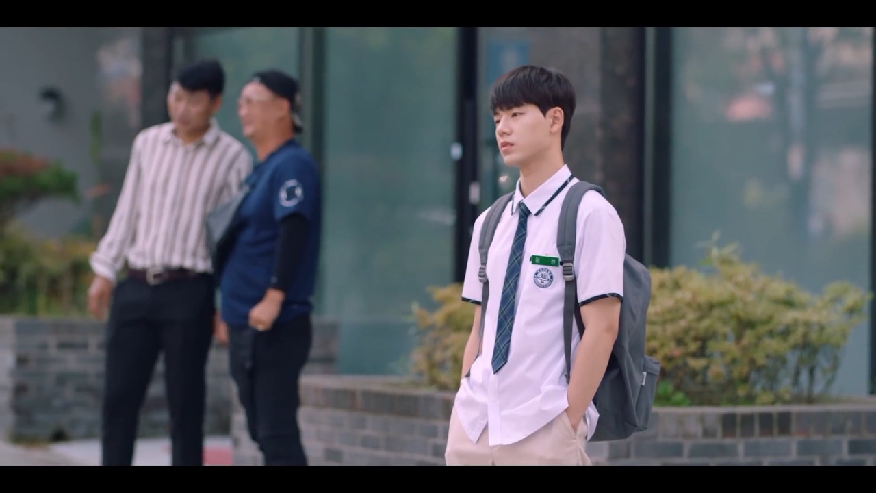 MV-Kim-Yeon-Ji-Whisky-on-the-Rock-Our-Bl