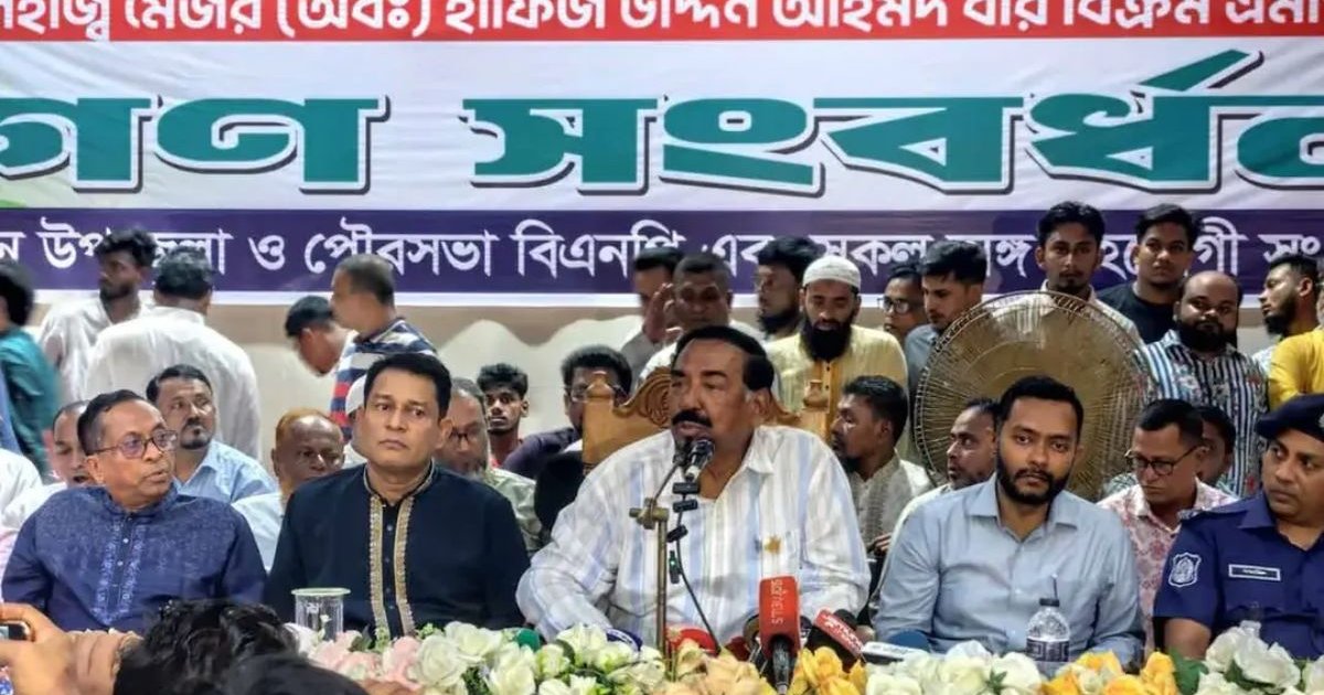 ইশরাক কাজটা ভালোই করেছে, তবে অস্ত্র হাতে নেওয়া ঠিক হয়নি: স্পিকার