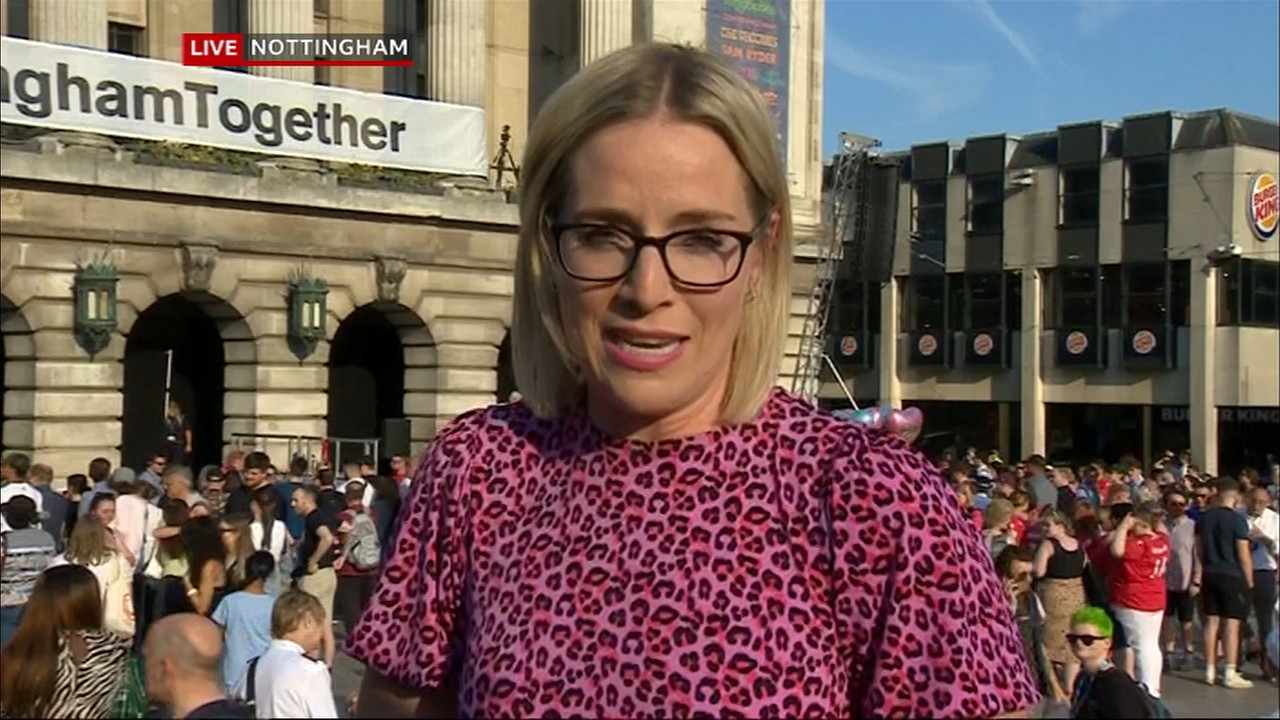 06.15 - 18.30.01 - East Midlands Today. The latest news, sport and we....ts_snapshot_27.24.771