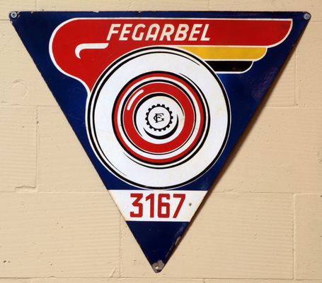 3167-Enamel-advert-sign.jpg