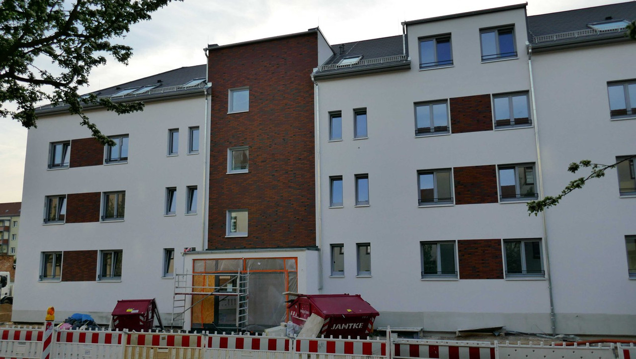 Bild: https://i.postimg.cc/d0gFrJ2S/P1190857.jpg