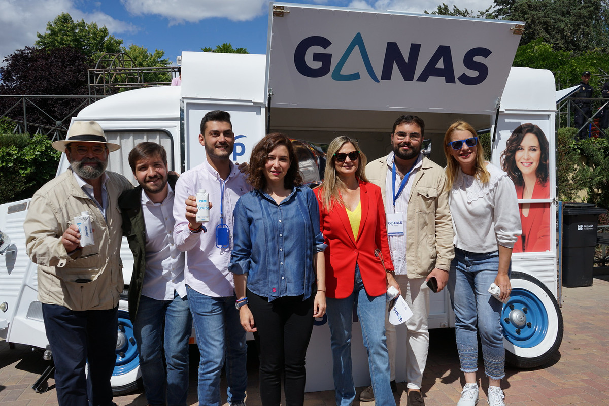 ayusovaquerosnegros (1)