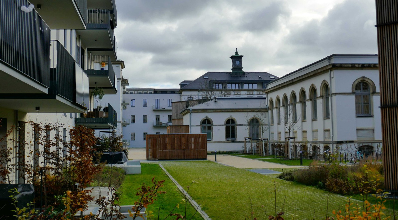 Bild: https://i.postimg.cc/d0hGm5dD/P1240702.jpg