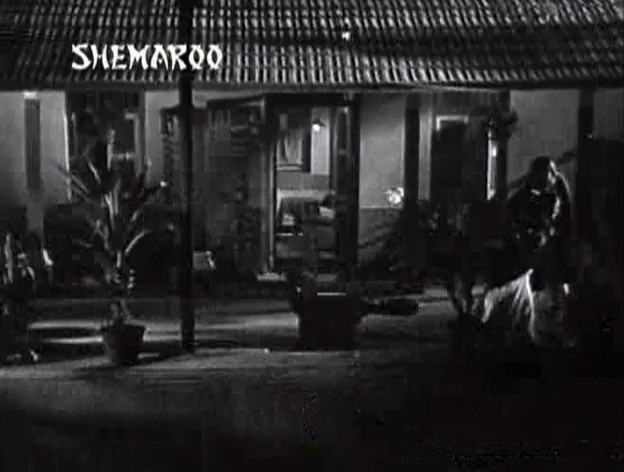 Anmol-Ghadi-1946-DVDRip-Hindi-360p-AVC-AAC-2-0-mkv-0006