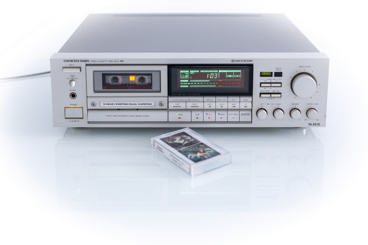 Onkyo Integra 2570 Silber (9 von 14)