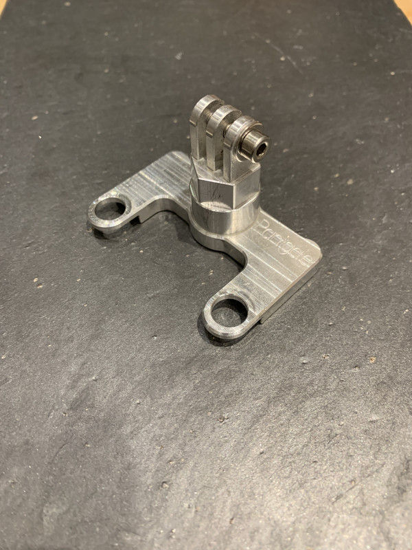 EB026A9A-7219-40FB-9D35-7523ABC58F0A