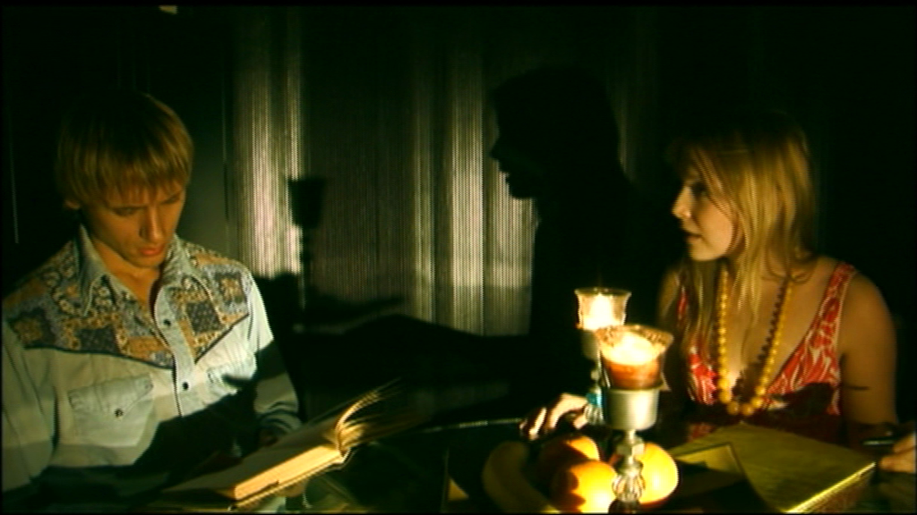 vlcsnap-2016-07-16-18h37m05s180