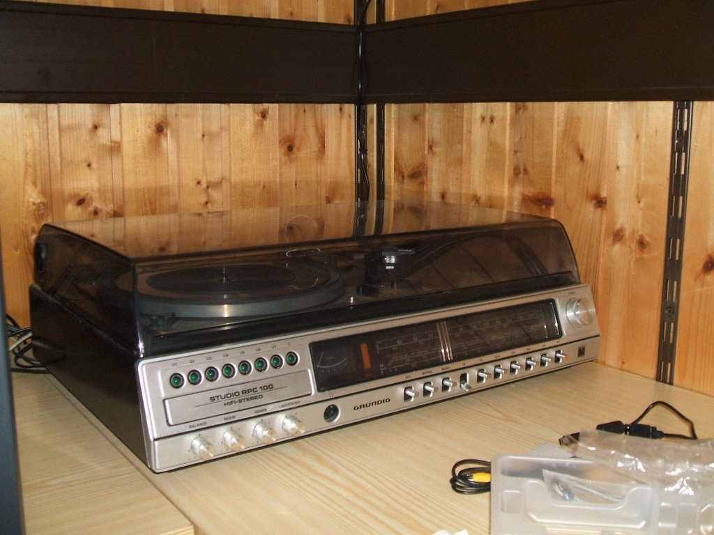 [Bild: Grundig-RPC-100-1218.jpg]