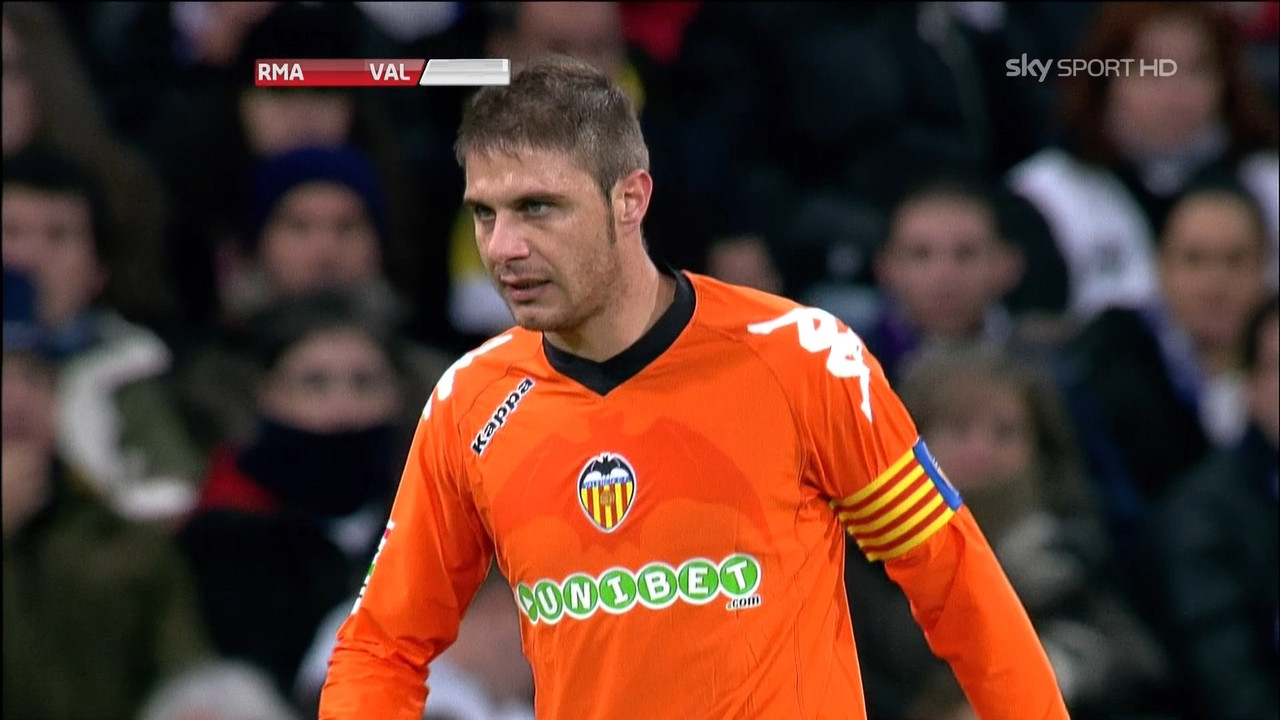 Liga 2010/2011 - J14 - Real Madrid Vs. Valencia CF (1080i) (Castellano) 3