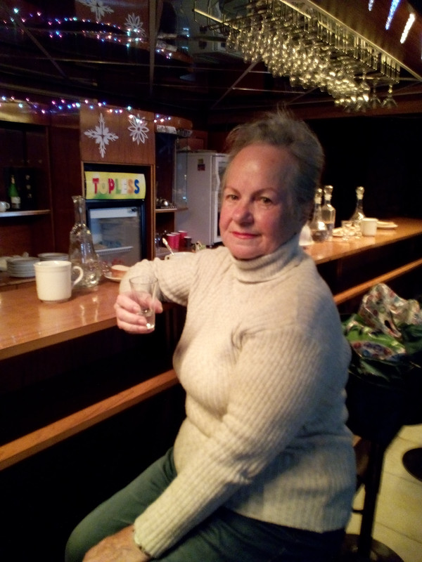 Кафе Снежинка 1