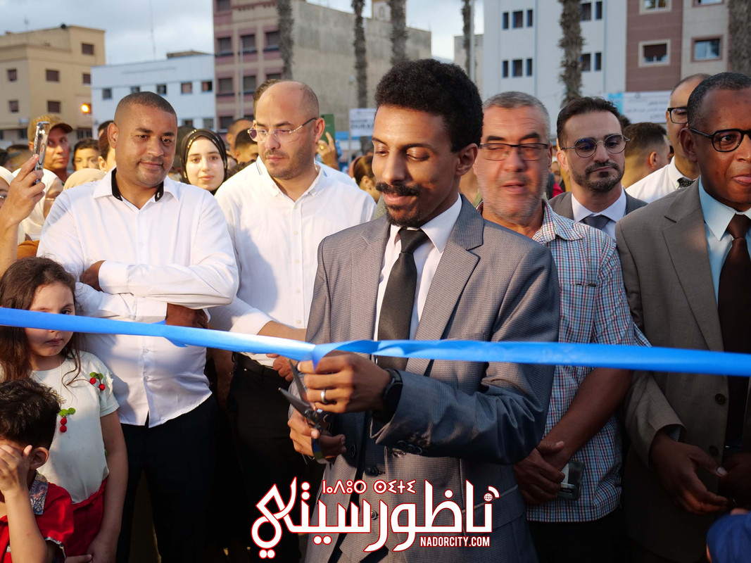 P1226394