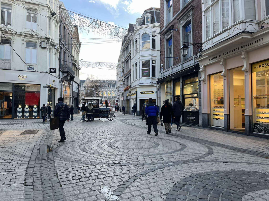 Carré & Rue Pont d’Île