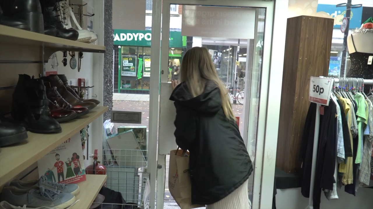 kent-tonight-wednesday-30th-november-2022-freedownloadvideo.net.mp4_snapshot_48.15.000