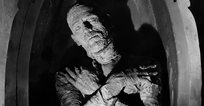 MUMMY-FOTOR.jpg