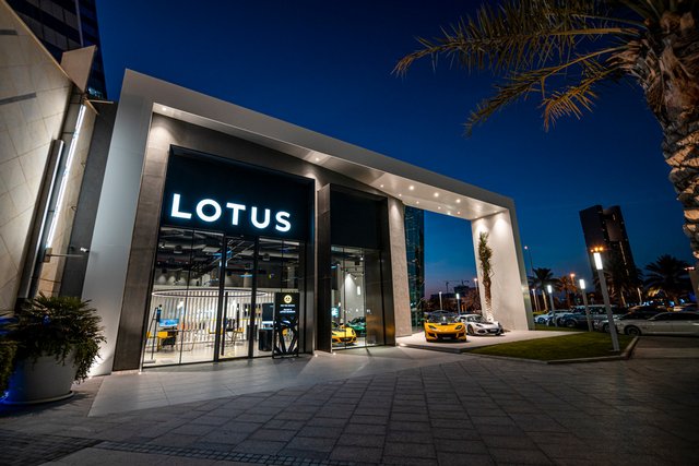 Lotus-Bahrain-3.jpg