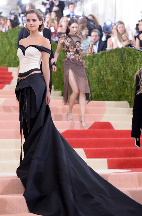 emmawatson-updates.com (124)