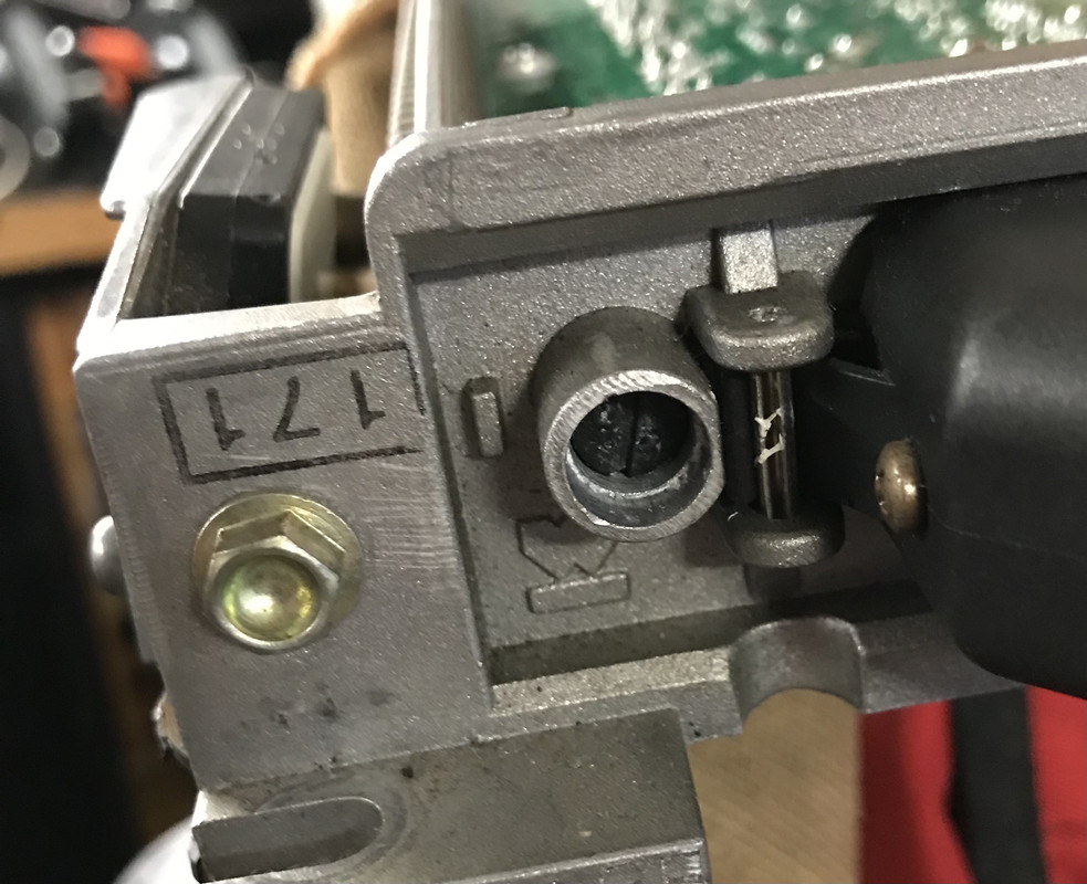 421C4A9C-8AD7-4C47-9B2C-88193C7CFCD1