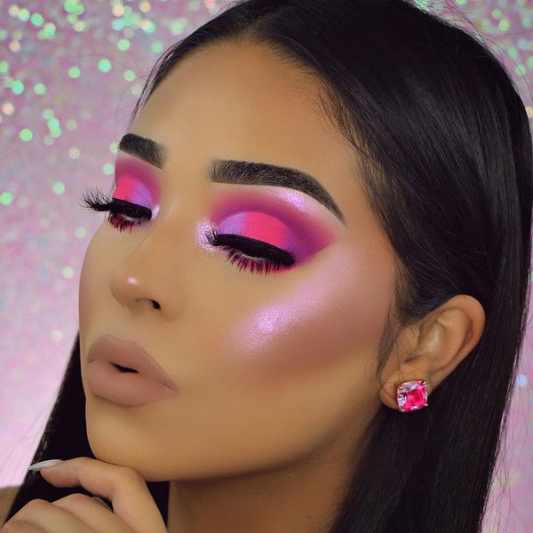 Devojka sa Novogodisnjom sminkom - prelivanje senki