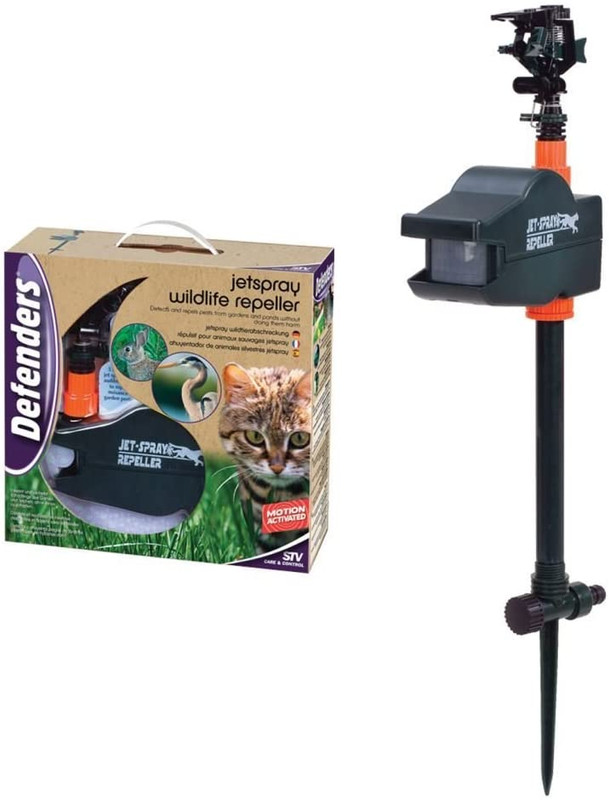 Cat wildlife sprayer