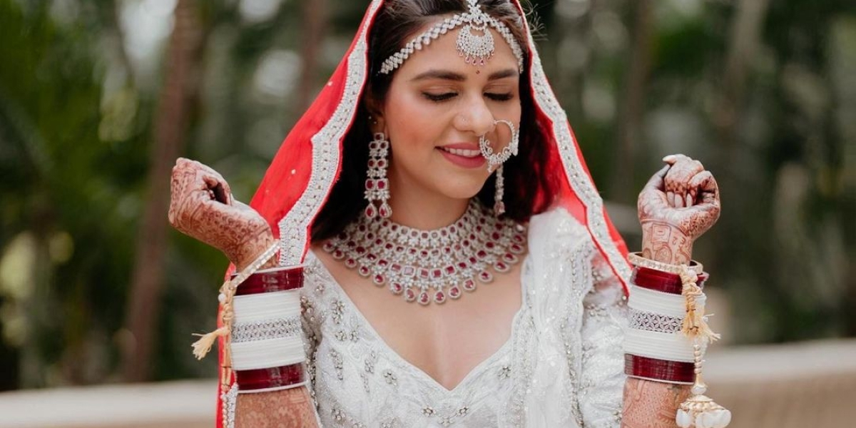 Dalljiet Kaur