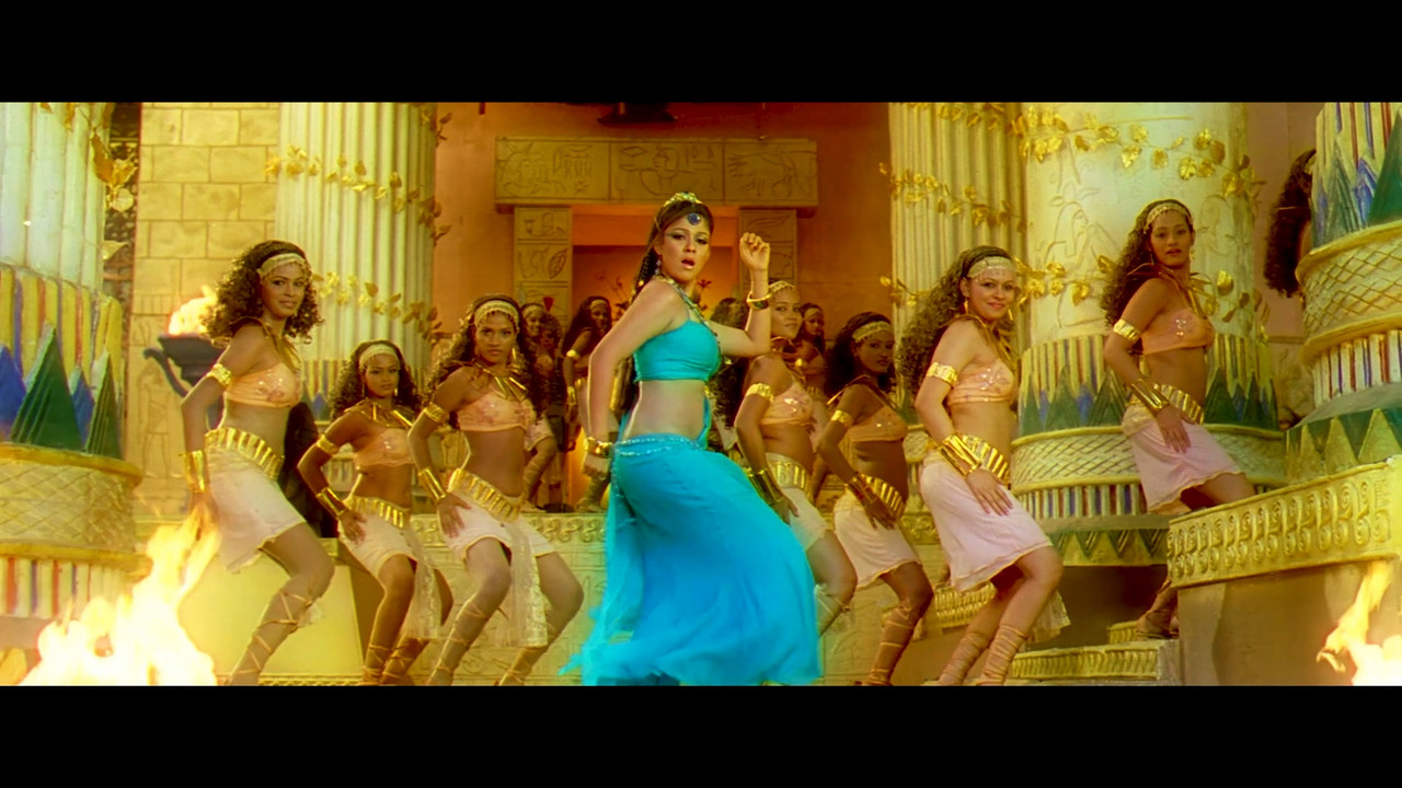 Nayanthara Hot Song 02 From Kuselan 2008 4k.mp4_snapshot_03.39_[2020.12.02_22.29.12]