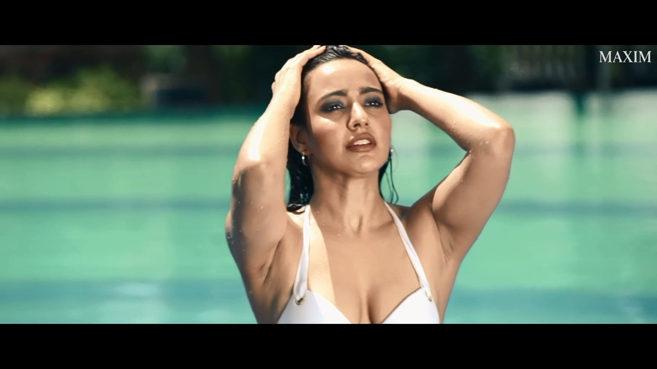 [Image: Neha-Sharma-ultra-hot-bikini-shoot-mp4-snapshot-9.jpg]