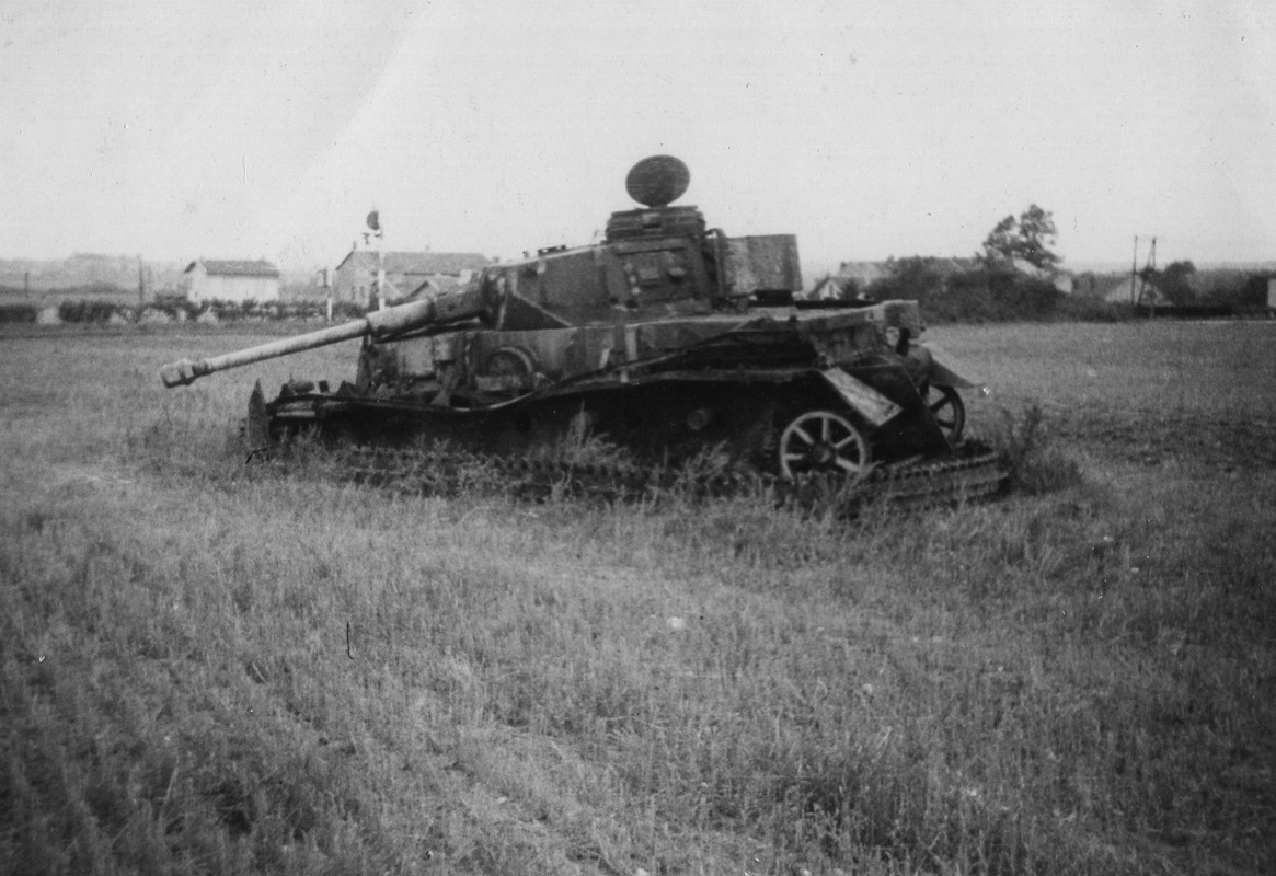 Panzer IV In Luneville, France (1945)1