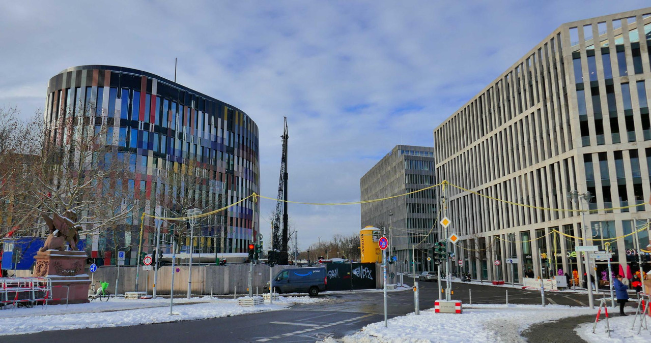 Bild: https://i.postimg.cc/d15LVKfT/P1340021.jpg