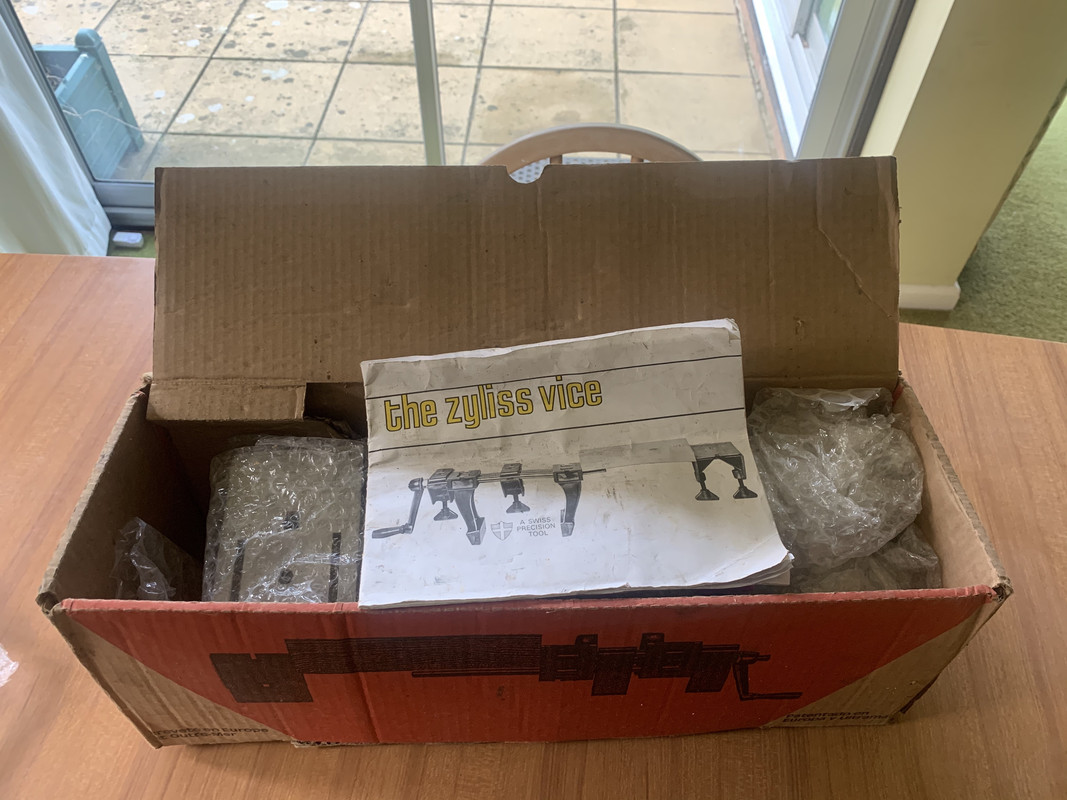 401BA429-E7BF-43C8-A7B5-E9CB8310DC09