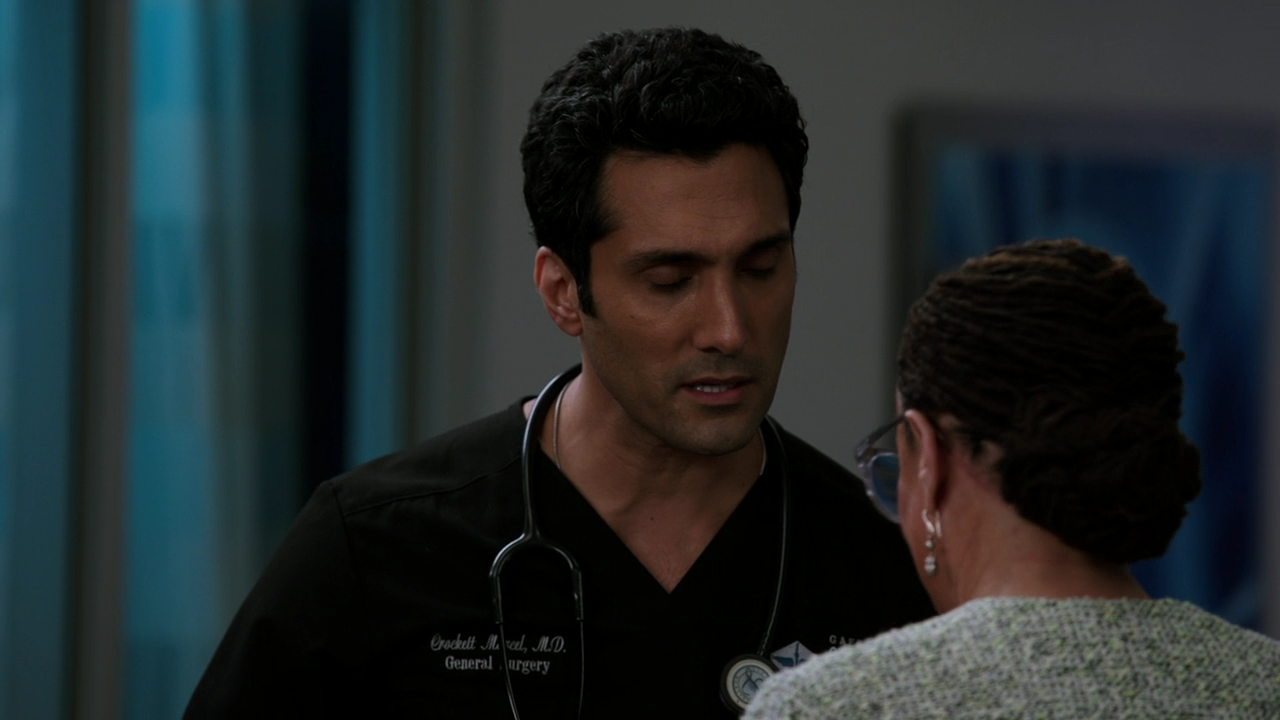 Chicago.Med.S08E01.Si.comincia.contando.le.perdite.720p.WEBMux.ITA.ENG.x264-BlackBit[screenshot 7]