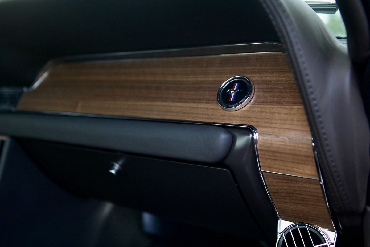 8D7D74D0-8F9D-4BF8-B0C5-893E73D00F3C