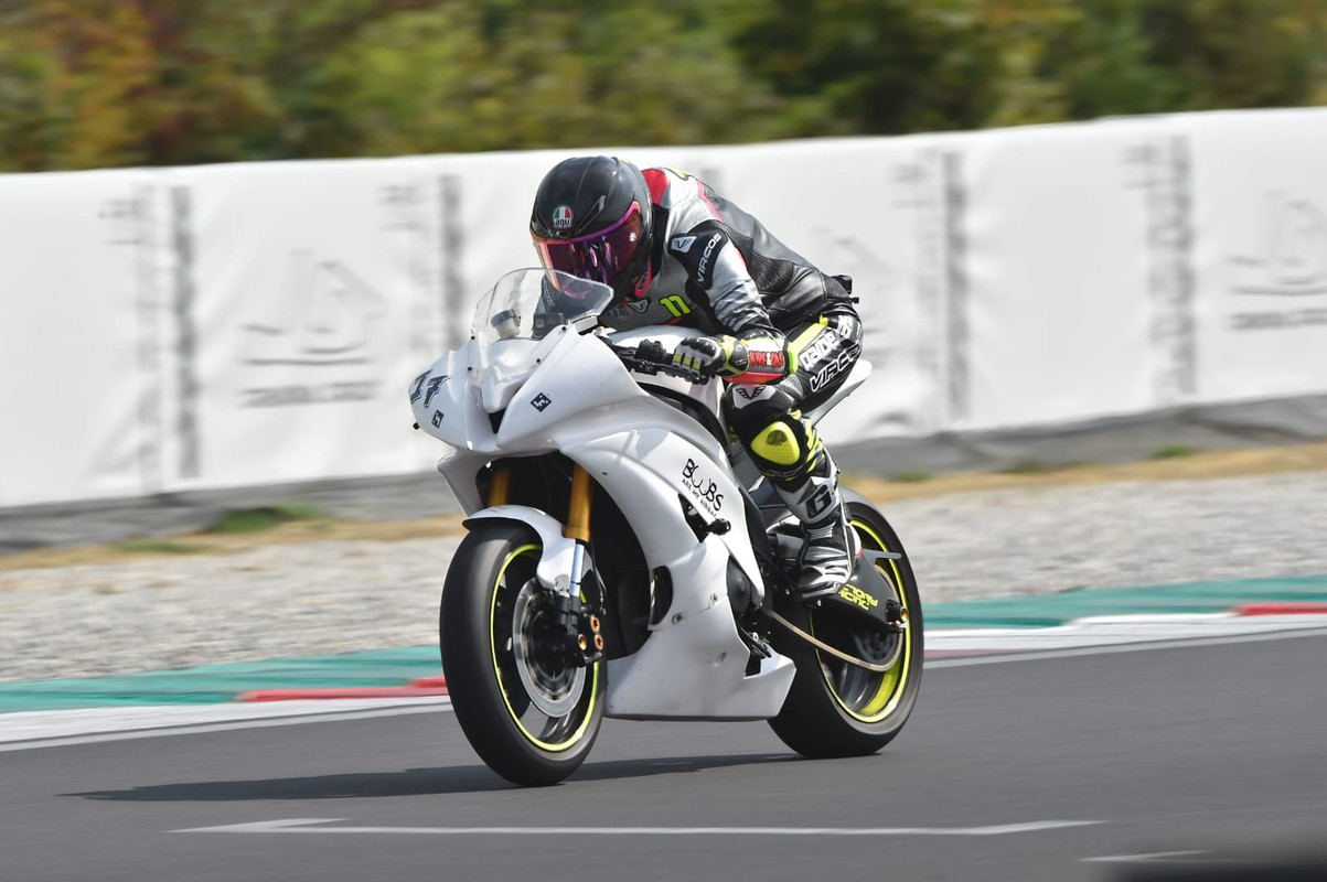 AEB19967-9D42-4669-8D28-C9959115DE2B