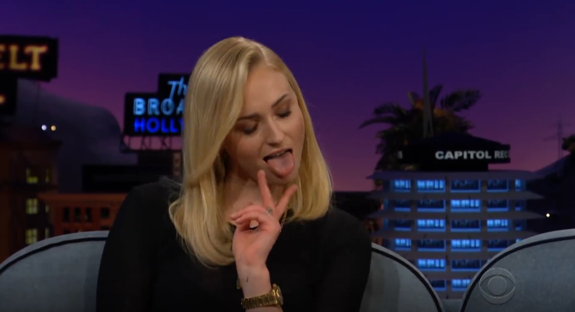 sophie-turner-the-late-late-show-with-james-corden-september-26t