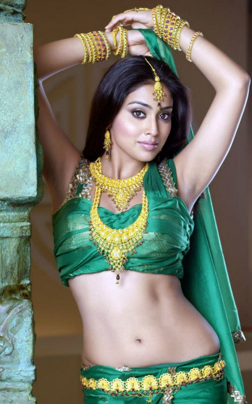 [Image: shriya-33.jpg]